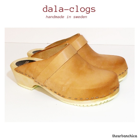 natural leather clogs